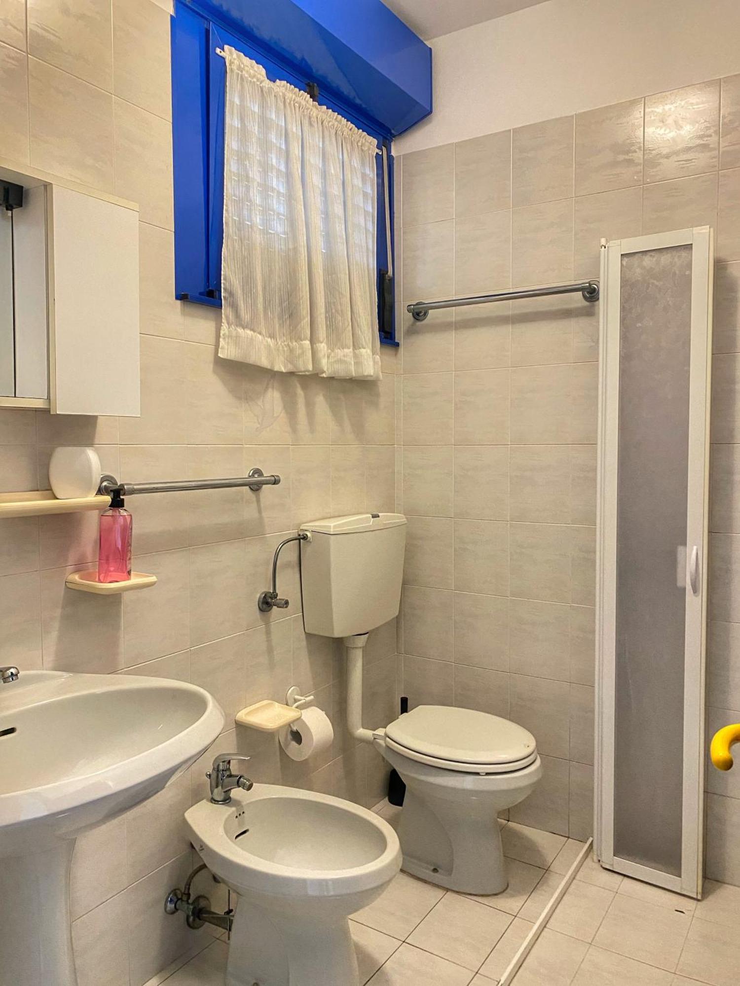 Grazioso Appartamento N 76 A 100Mt Dal Mare Bibione Exterior foto