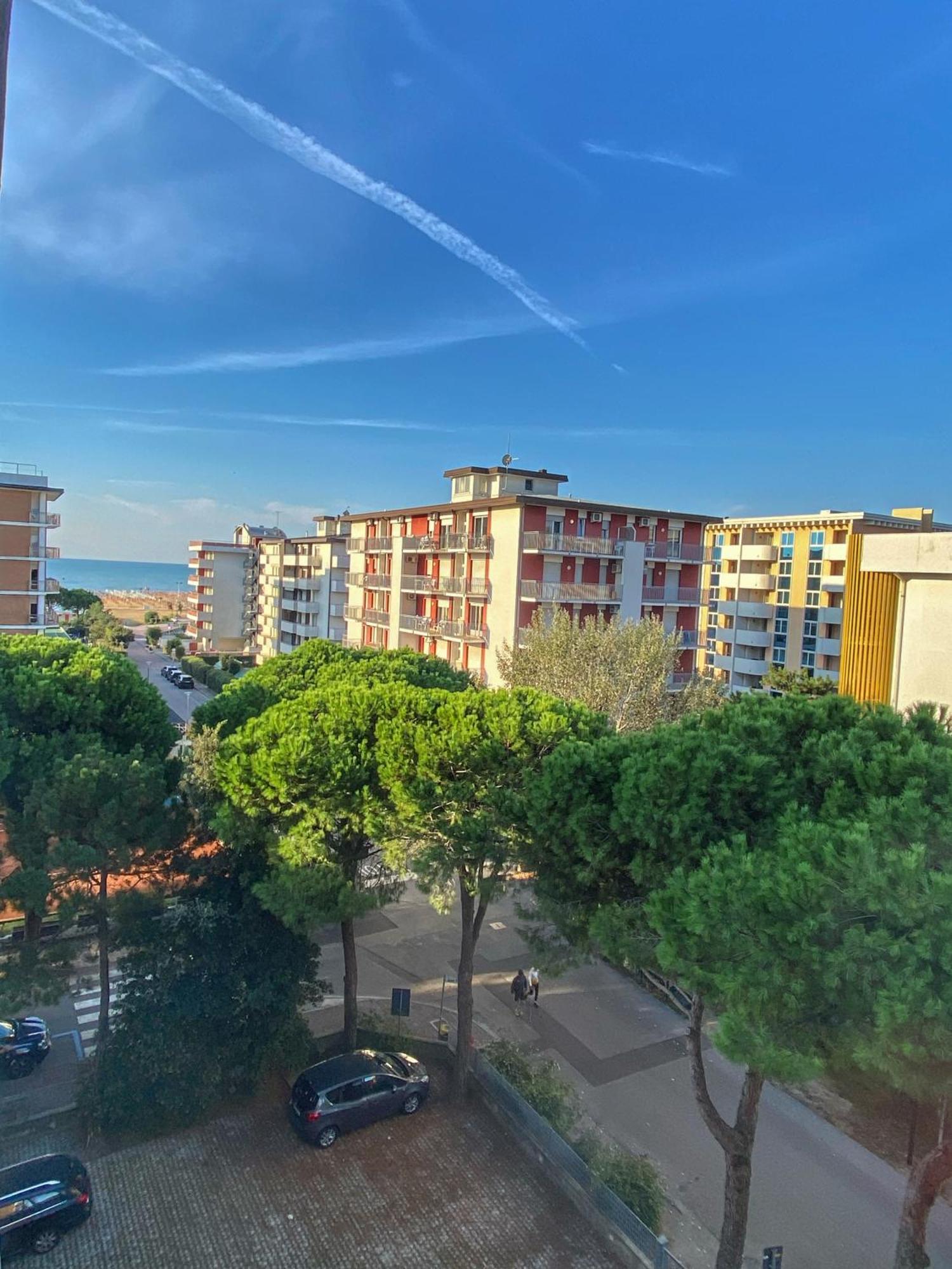 Grazioso Appartamento N 76 A 100Mt Dal Mare Bibione Exterior foto