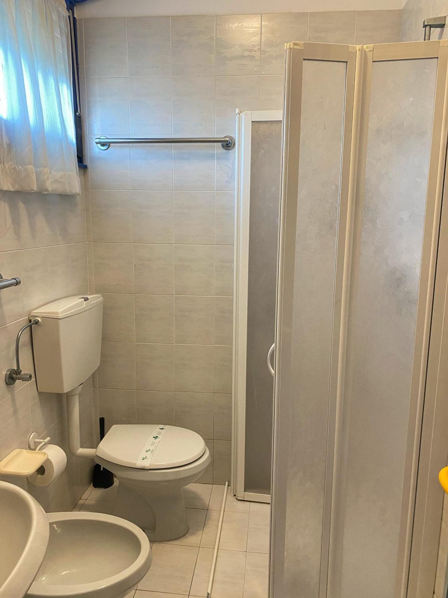 Grazioso Appartamento N 76 A 100Mt Dal Mare Bibione Exterior foto