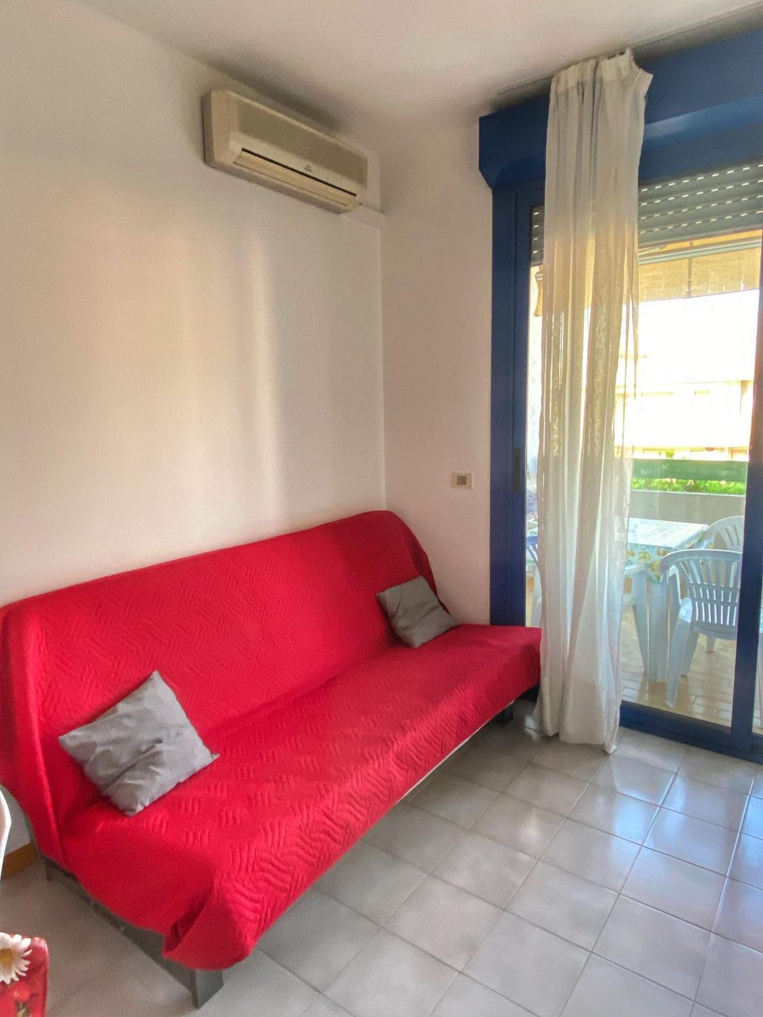 Grazioso Appartamento N 76 A 100Mt Dal Mare Bibione Exterior foto